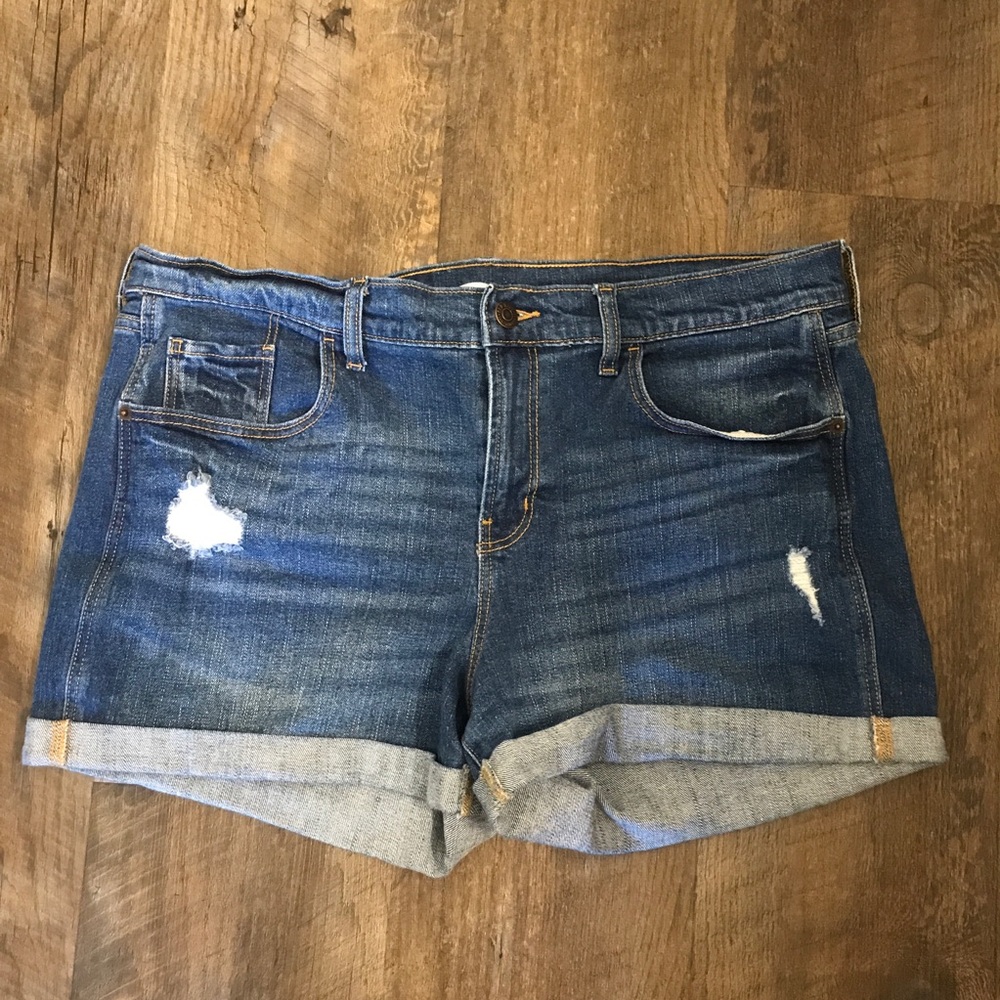 Mid-Rise Distressed Boyfriend Jean Shorts